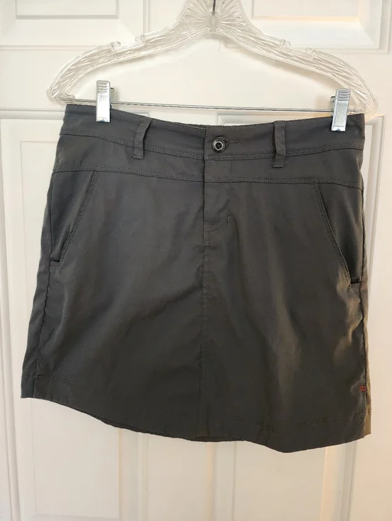 Toad&Co Metrolite Mini Skirt Charcoal Size 6 Upf Quick Dry Outdoors Gorpcore - Picture 1 of 9